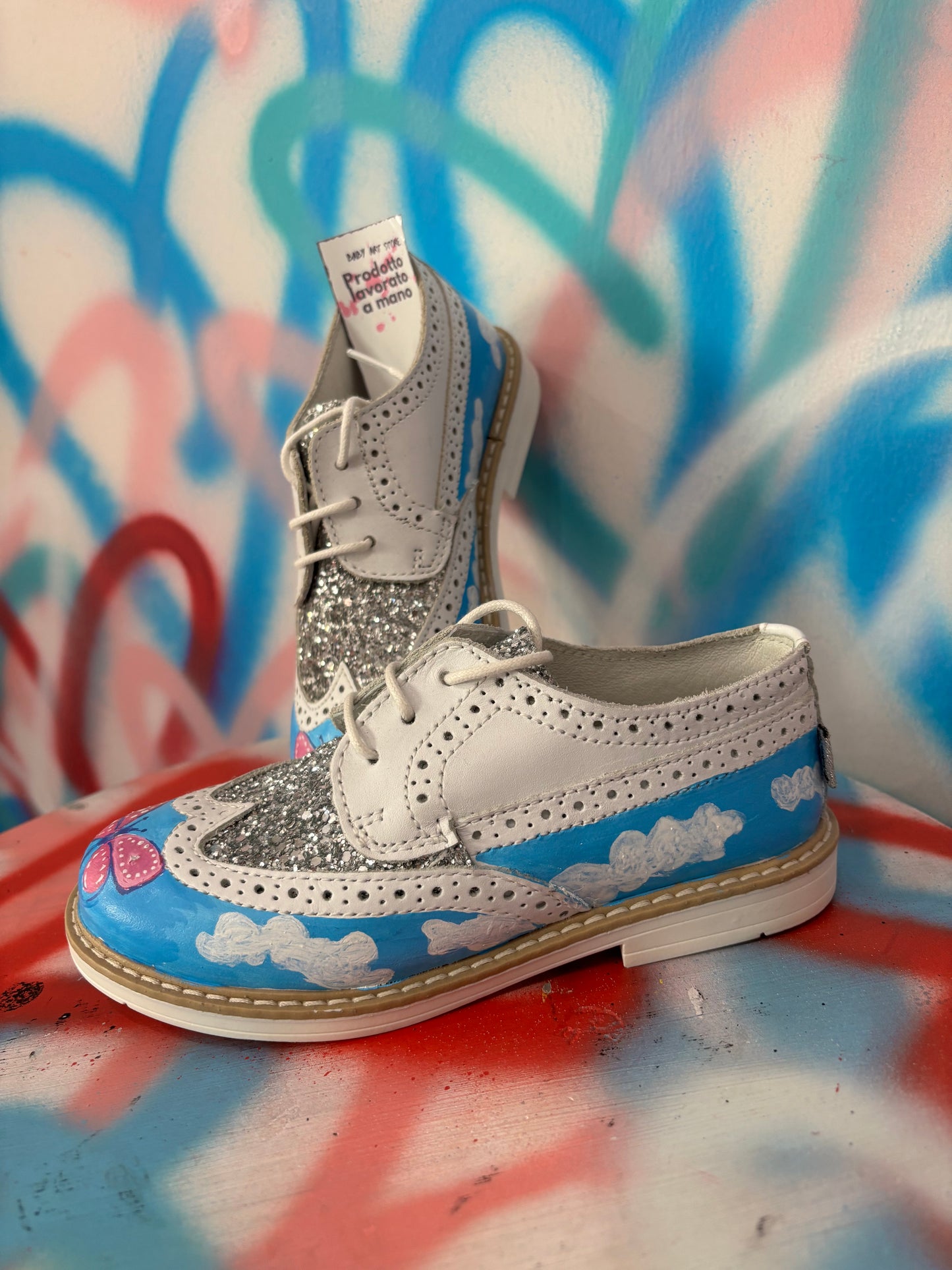 Scarpa in Vera Pelle con Glitter e Farfalle Dipinte a Mano