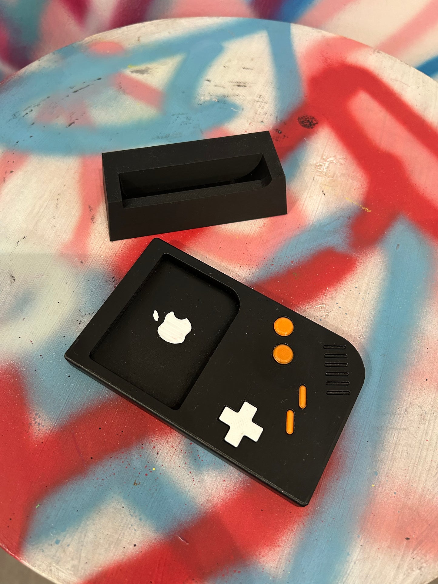 Retro Game Boy Apple- 3D