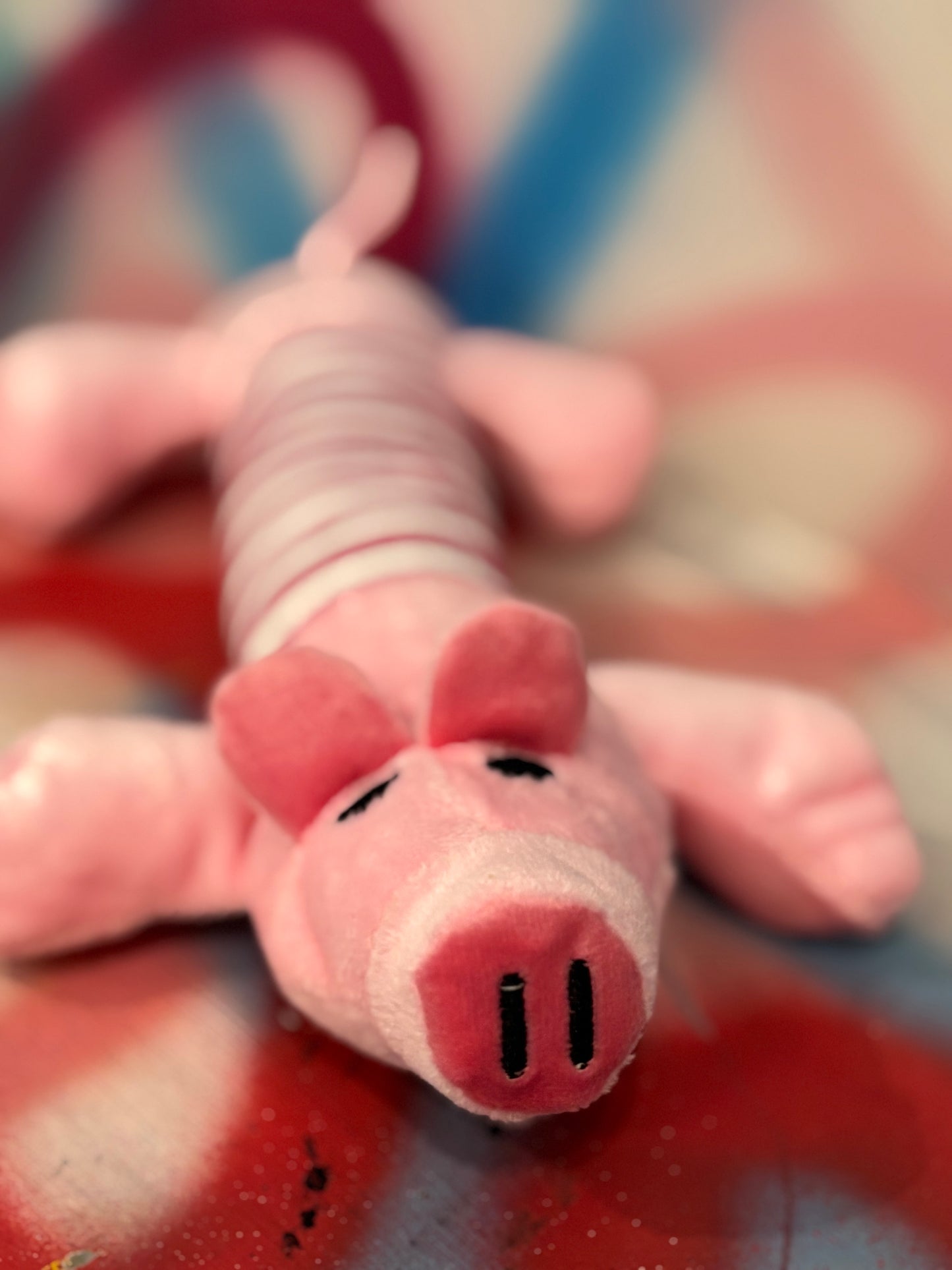 Peluche sonoro BBART- Maialino Lungo