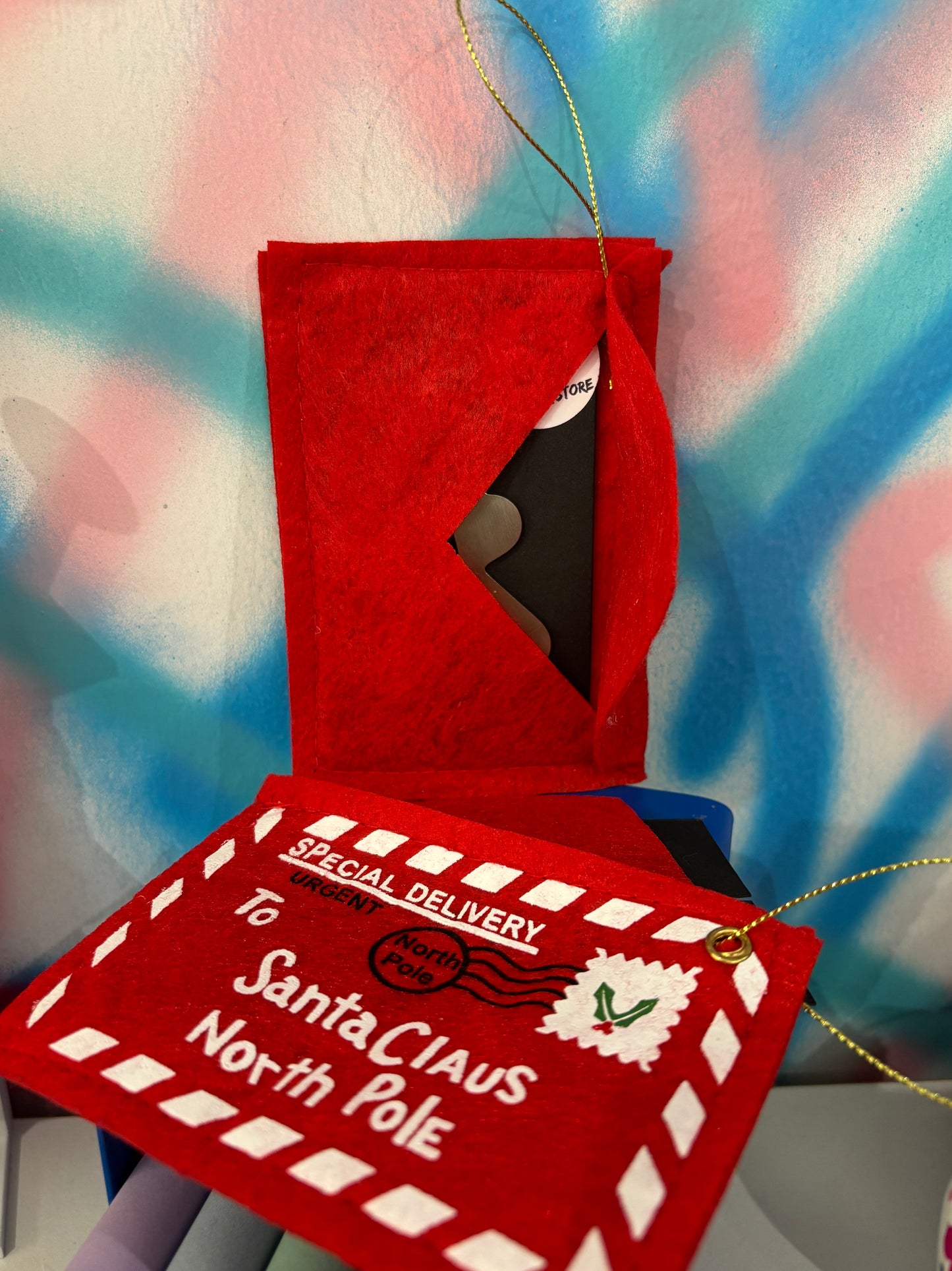 Apribottiglie in Acciaio “Gingerbread” con Busta Lettera per Babbo Natale – Idea Regalo Natalizia